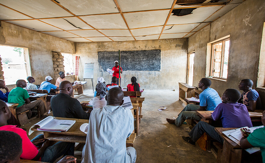 Community drug distributors receive training from The Carter Center in Nigeria.